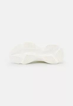 Steve Madden Match-E - Baskets Basses - White -Steve Madden Boutique 011c02b4a9ae4bceb0283fe42523bc5e scaled