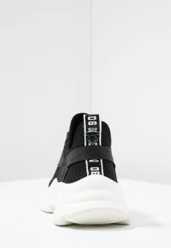 Steve Madden Match - Baskets Basses - Black 12 Steve Madden Match - Baskets Basses - Black -Steve Madden Boutique 197afe91f8f6459a8d97300af8144db4