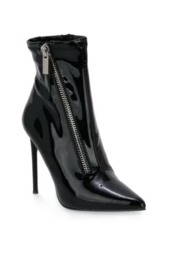 Steve Madden High Boots -Steve Madden Boutique 3d550983f3c32178e555cf9e0445e496