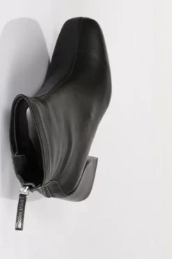 Steve Madden Bottes à Talons -Steve Madden Boutique 44737e6365e1cefc00cec603f47246e3