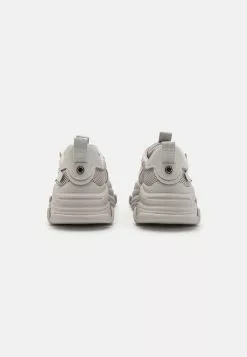 Steve Madden Possession - Baskets Basses - Grey 9 Steve Madden Possession - Baskets Basses - Grey -Steve Madden Boutique 45f0ddeea3a84092a2680057dc1adc9e scaled