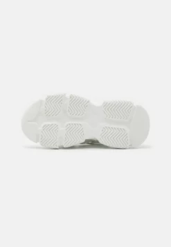 Steve Madden Playfied - Sandales À Plateforme - White 10 Steve Madden Playfied - Sandales À Plateforme - White -Steve Madden Boutique 4d23ded2ce464577913f4875efc12e6c scaled