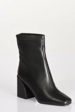 Steve Madden Bottes à Talons -Steve Madden Boutique 4d522a283a1be30e4c3da1719ce2b071