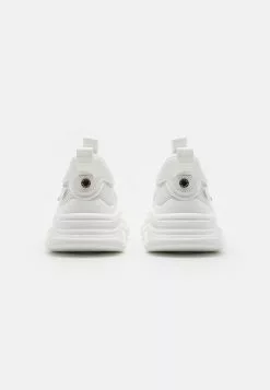Steve Madden Possession - Baskets Basses - White 9 Steve Madden Possession - Baskets Basses - White -Steve Madden Boutique 5a3c470b0fc143dab9e6c027e4d4ec1e scaled