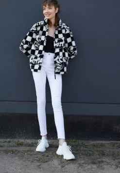 Steve Madden Baskets Basses - White -Steve Madden Boutique 884e028d4bb4460ea4f2fafbba8edc75 scaled