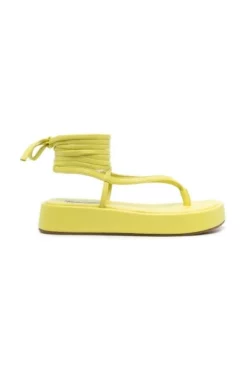 Steve Madden Sandales Plates -Steve Madden Boutique 919e98f674c53154f21a398a54595736