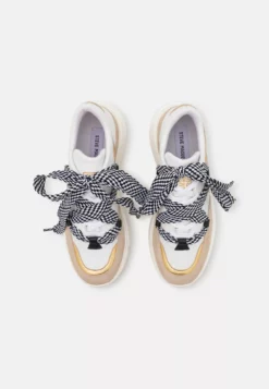 Steve Madden Maisie - Baskets Basses - White/Gold 11 Steve Madden Maisie - Baskets Basses - White/Gold -Steve Madden Boutique 936588d607684af1afd7e476e6d7e1a6 scaled