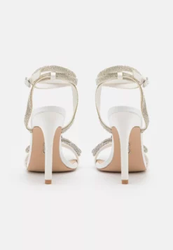 Steve Madden Unleash - Sandales À Talons Hauts - White 13 Steve Madden Unleash - Sandales À Talons Hauts - White -Steve Madden Boutique 9549f773a4fd42f394633e6c0500a7fa scaled