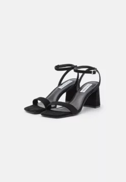 Steve Madden Luxe - Sandales - Black 8 Steve Madden Luxe - Sandales - Black -Steve Madden Boutique a5bbf3542ab749e58fb638f2e7b0b34d scaled