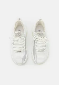 Steve Madden Maxilla - Baskets Basses - White 8 Steve Madden Maxilla - Baskets Basses - White -Steve Madden Boutique b3bc05f8b5ea4dffae7a66abf3761266 scaled