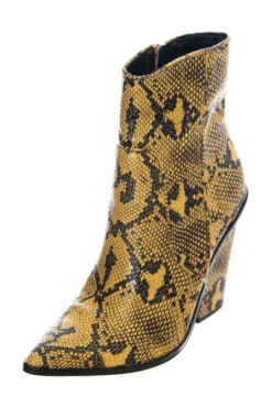 Steve Madden Bottes à Talons -Steve Madden Boutique bb3ccd637fbab8ae53b6b82ba5f70e03