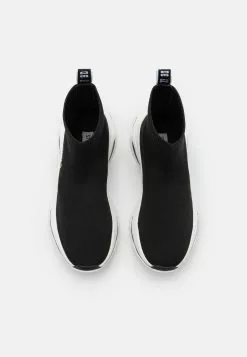 Steve Madden Master - Baskets Montantes - Black 11 Steve Madden Master - Baskets Montantes - Black -Steve Madden Boutique c07ebe4693cf4e0e9b0bd0e850913627 scaled