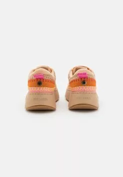Steve Madden Doubletake - Baskets Basses - Natural/Orange -Steve Madden Boutique d71ec9323f0e4bc881d367b765a4fde6 scaled