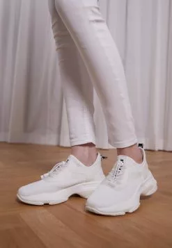 Steve Madden Boutique -Steve Madden Boutique e2906608cc7c43abb1bd187ae371e36a scaled