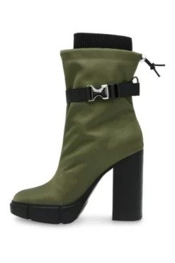 Steve Madden Bottes à Talons -Steve Madden Boutique fed4e14bbfa3f02e1da1d2cdf09bf109